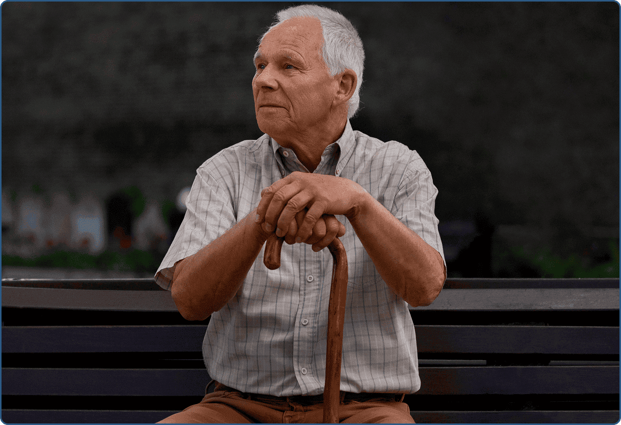 O impacto da solidão na saúde dos idosos e como evitar o isolamento